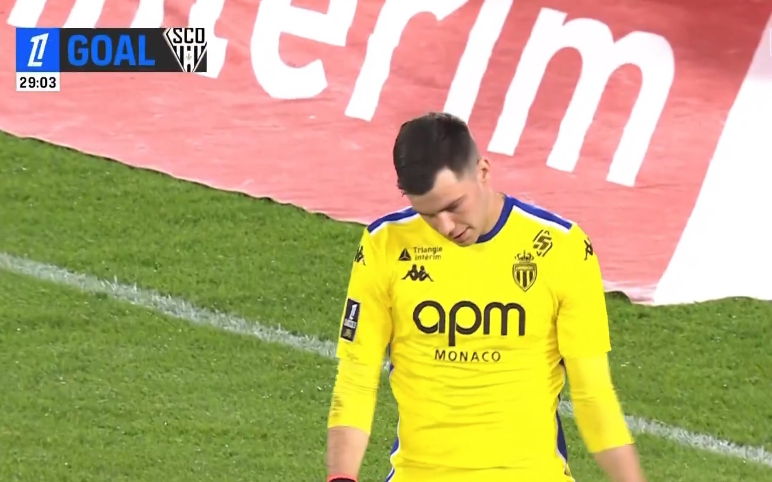 Majecki nie mógł nic na to poradzić. Cudowny gol w Ligue 1 [WIDEO]
