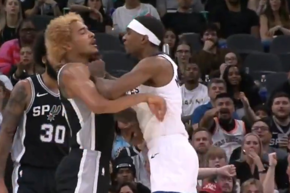 Show Sochana w NBA! Kapitalne zawody i szarpaniana z rywalem [WIDEO]