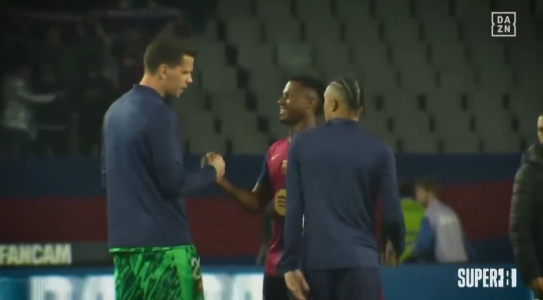 Szczęsny zażartował z Fatiego. Hit po meczu Barcelony [WIDEO]