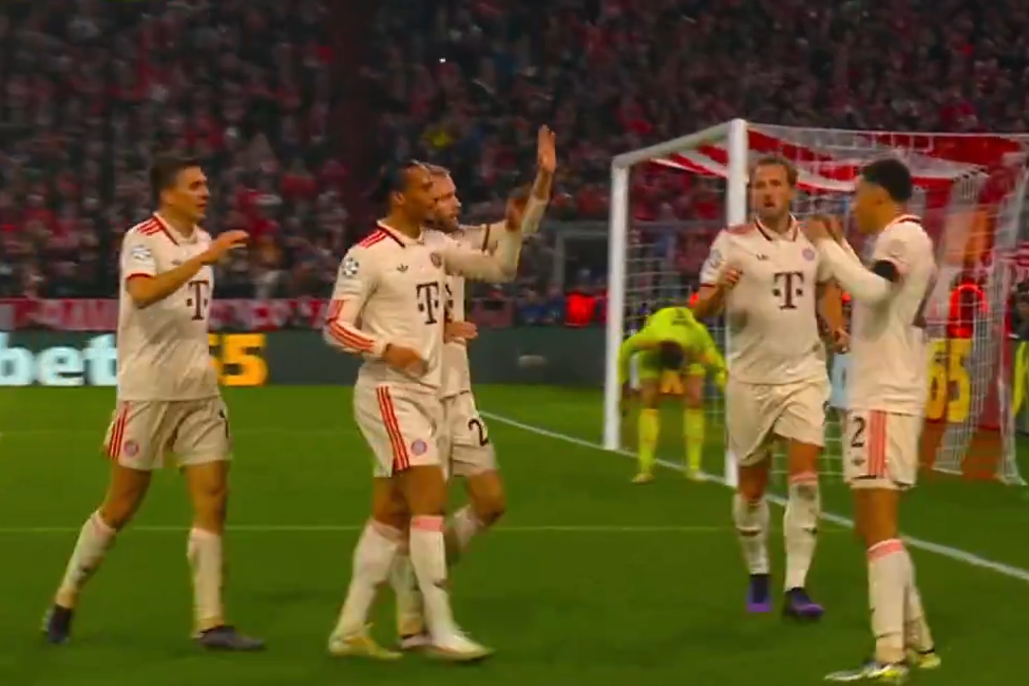 Skromna wygrana Bayernu! Mogło być znacznie wyżej [WIDEO]