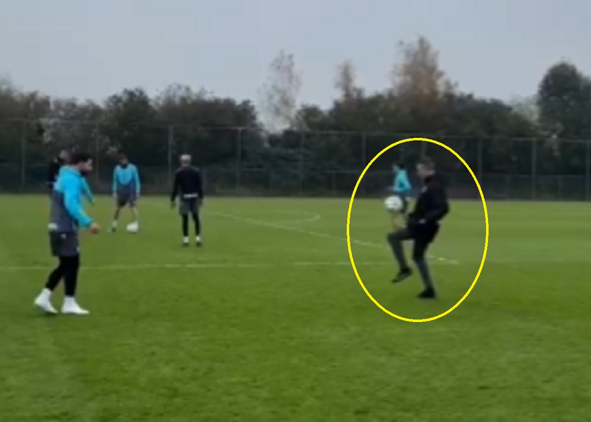 Van Persie podjął wyzwanie. Tak poradził sobie na treningu [WIDEO]