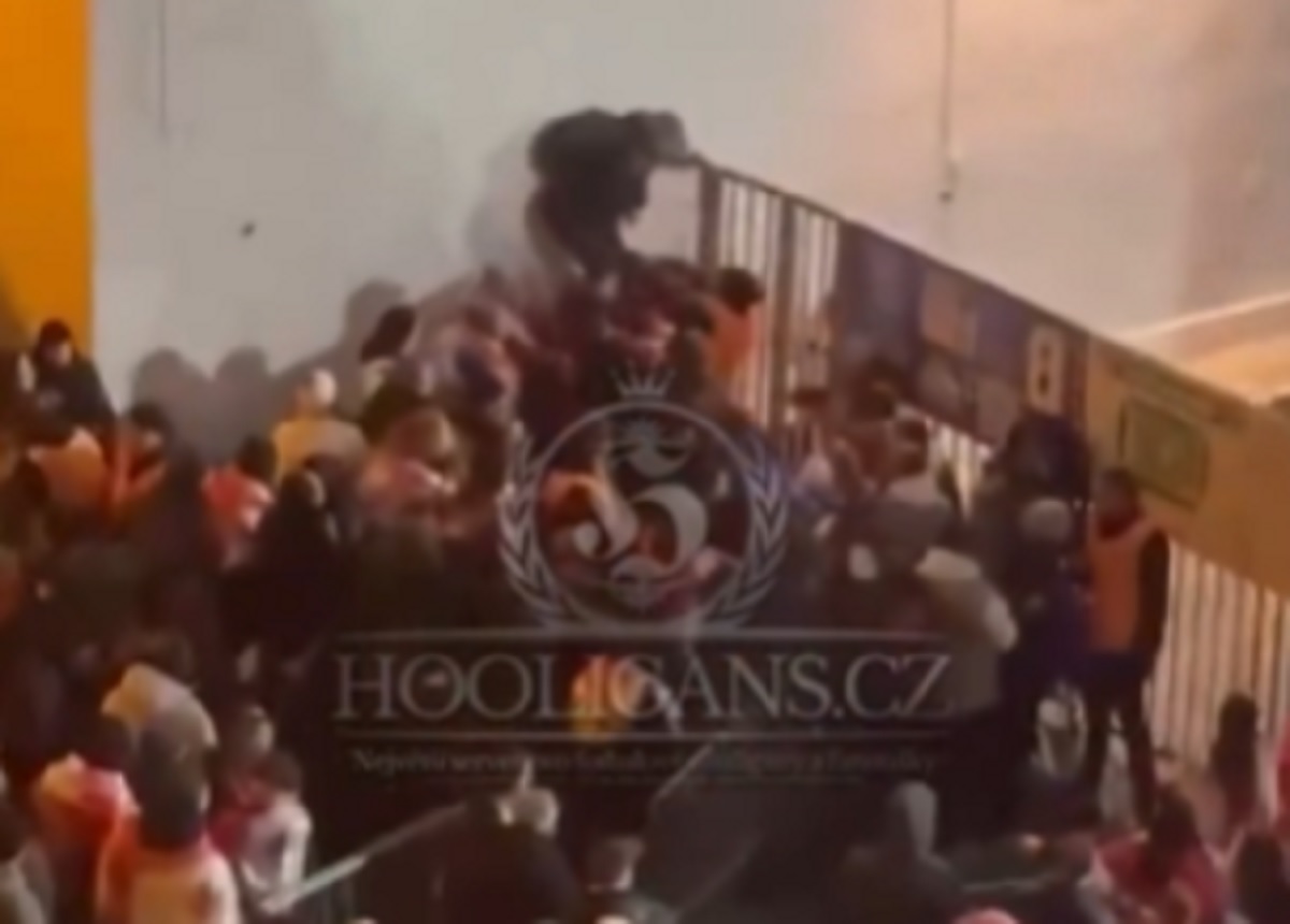 Kibice ruszyli na ochroniarzy. Gorąco przed meczem Ligi Narodów [WIDEO]