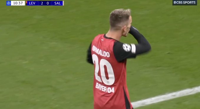 Cudowny gol! Piątkowski mógł tylko patrzeć i podziwiać [WIDEO]