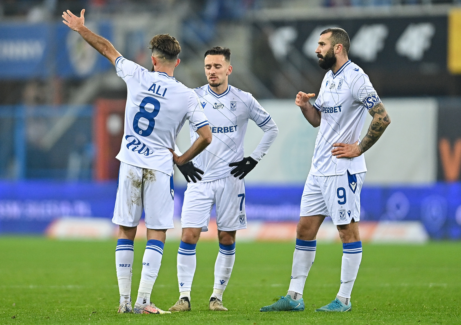 Koszmarny mecz Lecha. Lider Ekstraklasy zawiódł na całej linii [WIDEO]