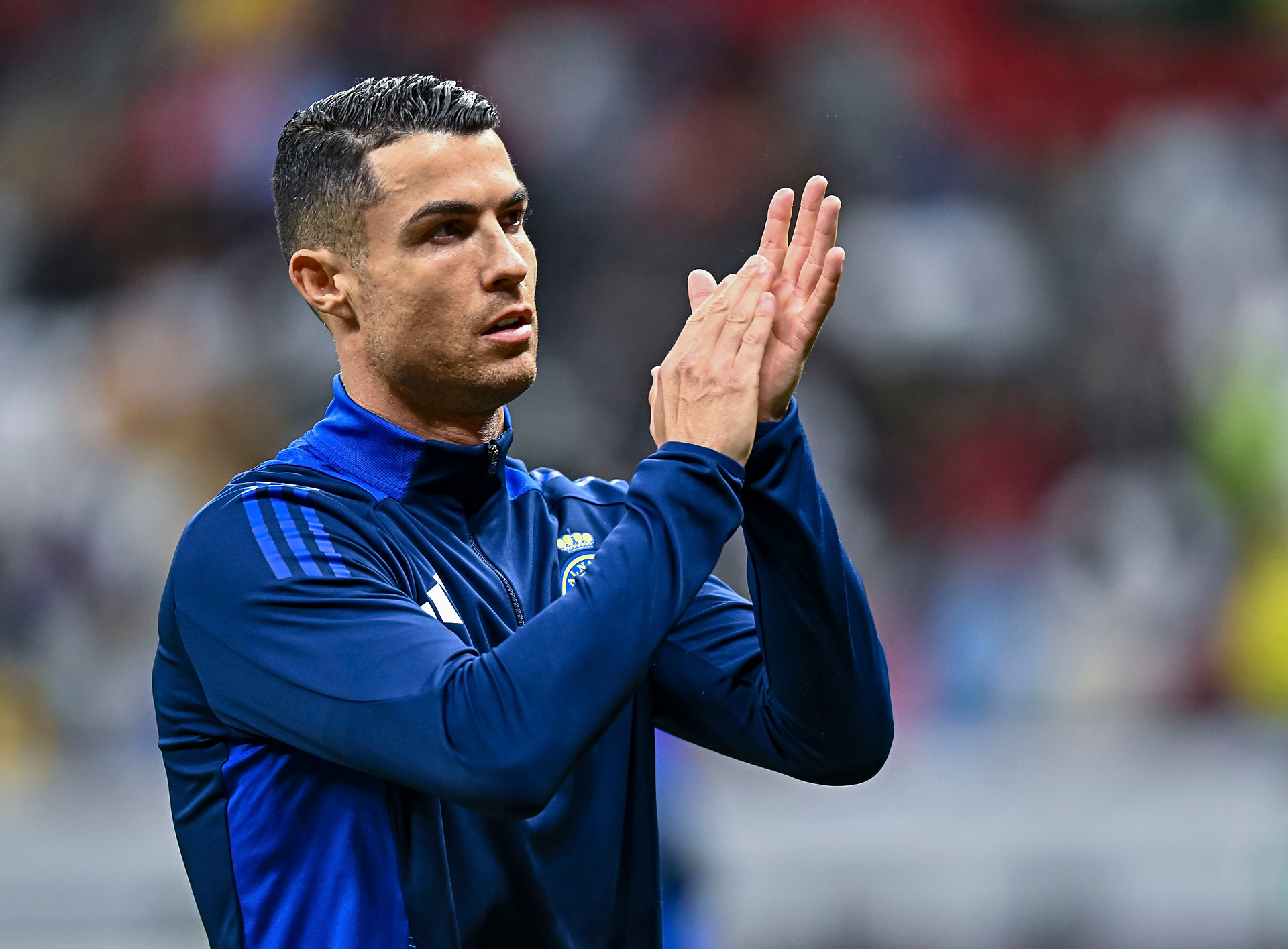 Obchodzą się z Ronaldo jak z prezydentem. Kompletne szaleństwo