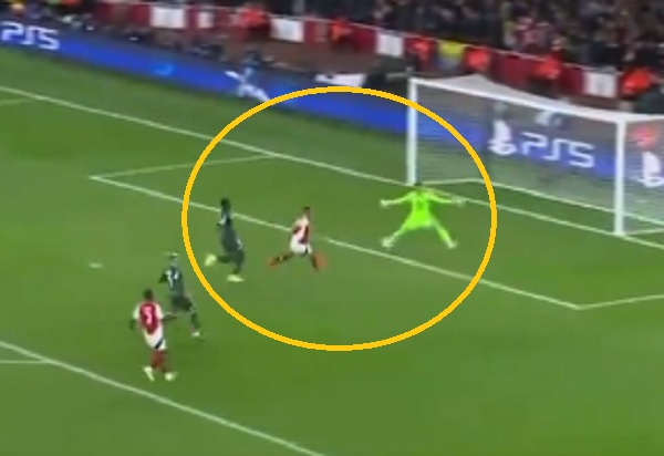 Kiwior niczym Pirlo, Majecki jak Boruc! A napastnik Arsenalu? Szkoda gadać... [WIDEO]
