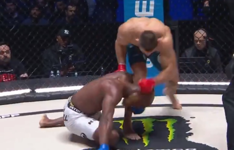 Demolka! Wielkie zwycięstwo Polaka na KSW 101 [WIDEO]