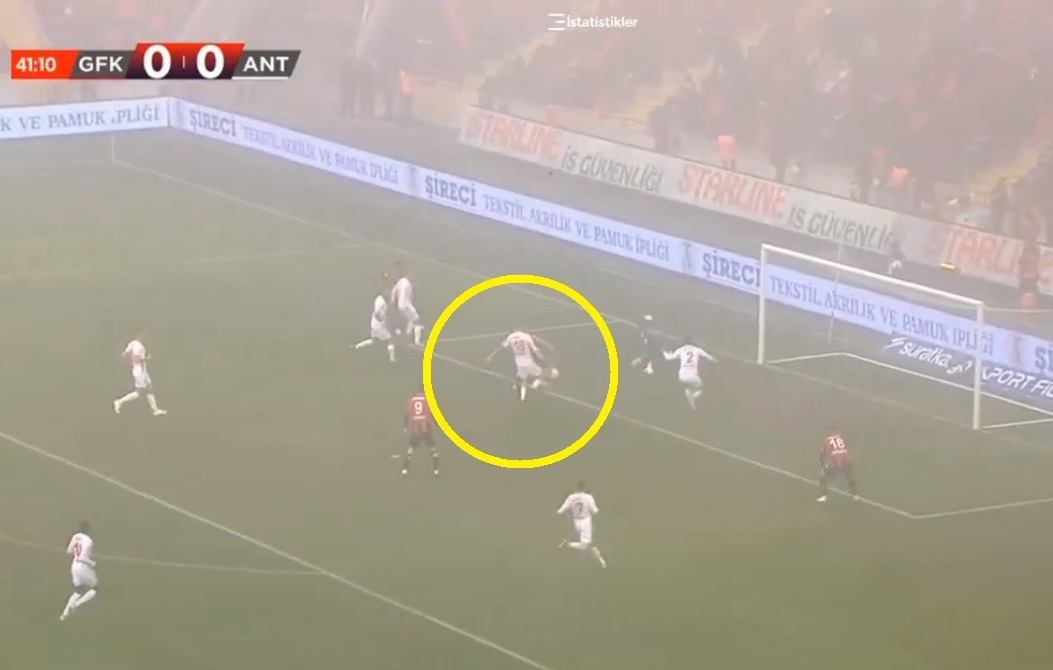 Wrócił i już błyszczy! Gol i asysta Polaka w Turcji [WIDEO]