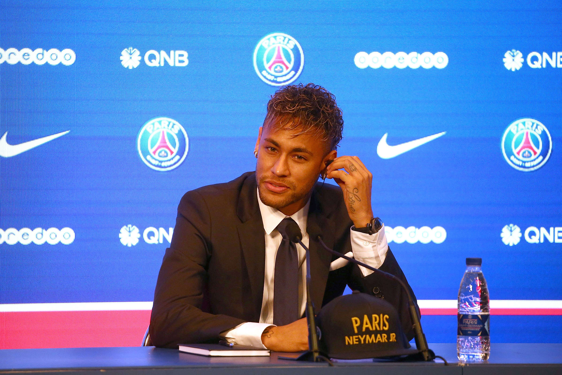 Neymar przyznał, czemu odszedł z Barcelony. Wskazał dwa powody. "To coś osobistego"