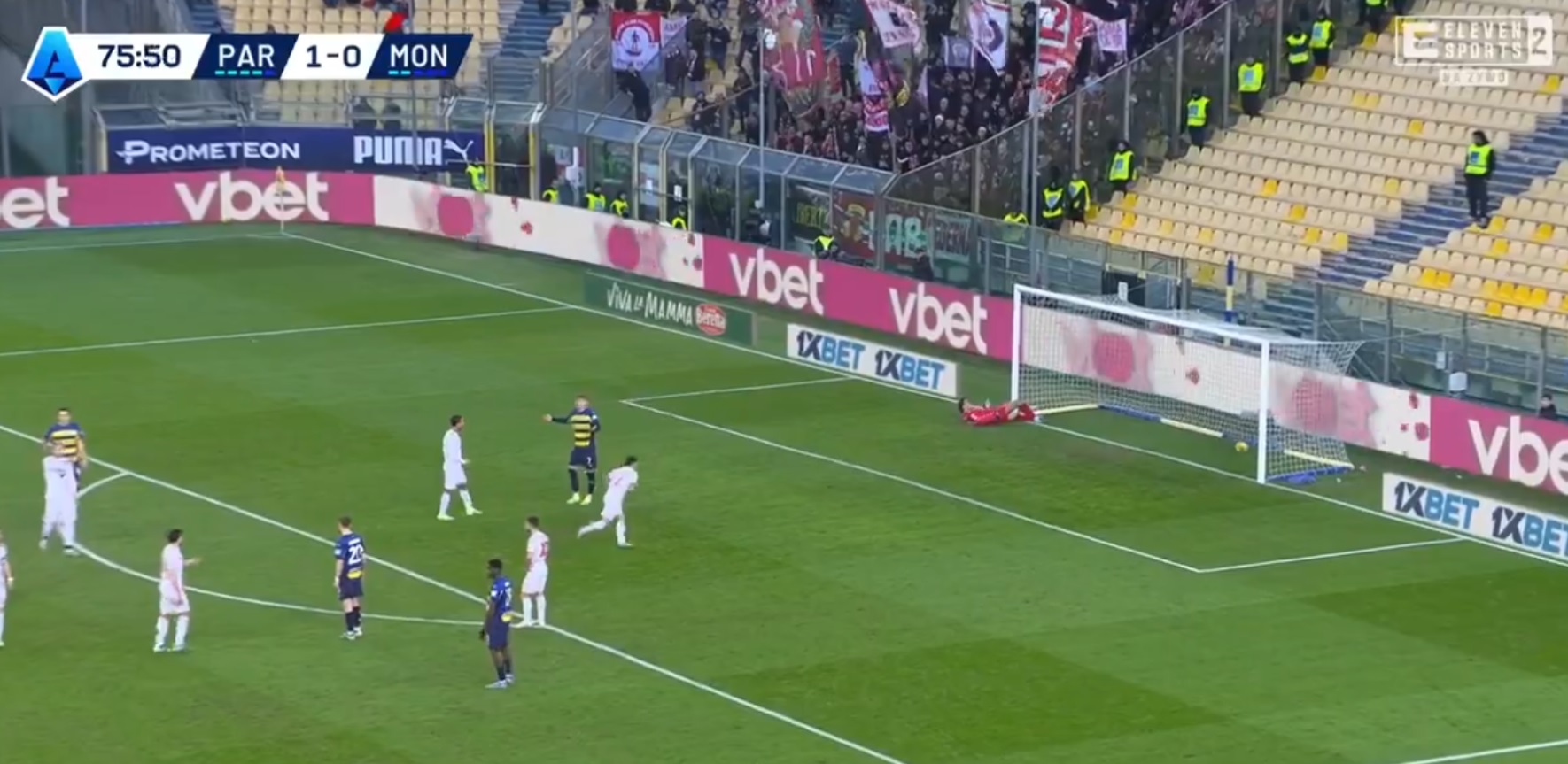 Piłkarskie jaja z udziałem Polaka. Komiczne sceny w Serie A [WIDEO]