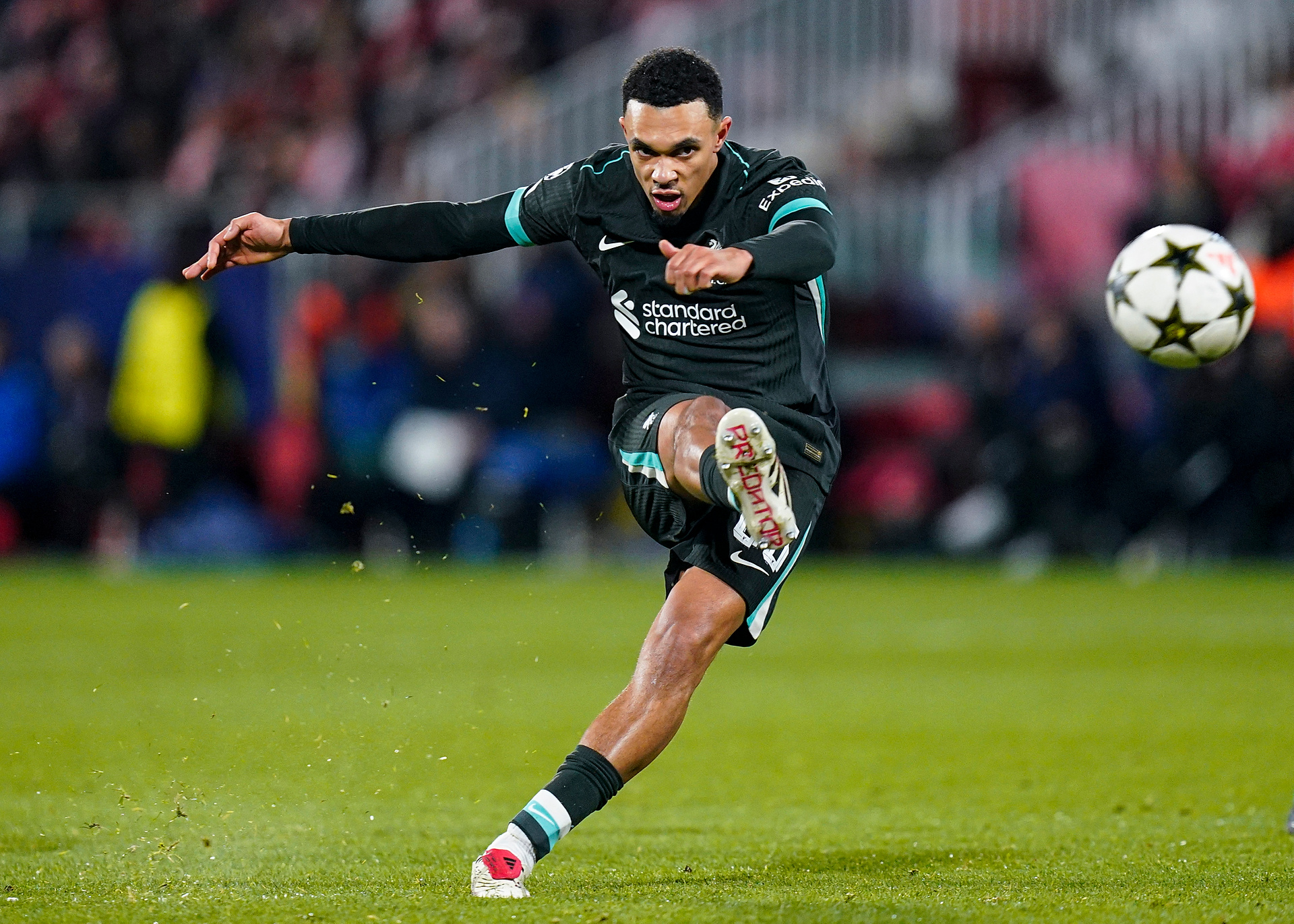 Media: Tyle Real chce zapłacić za Alexandra-Arnolda. Wszystko zależy od Liverpoolu