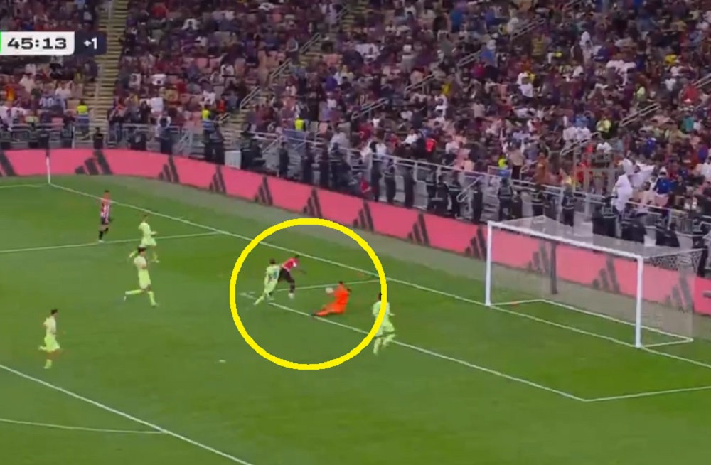 Szczęsny zatrzymał Williamsa! Świetna interwencja Polaka [WIDEO]