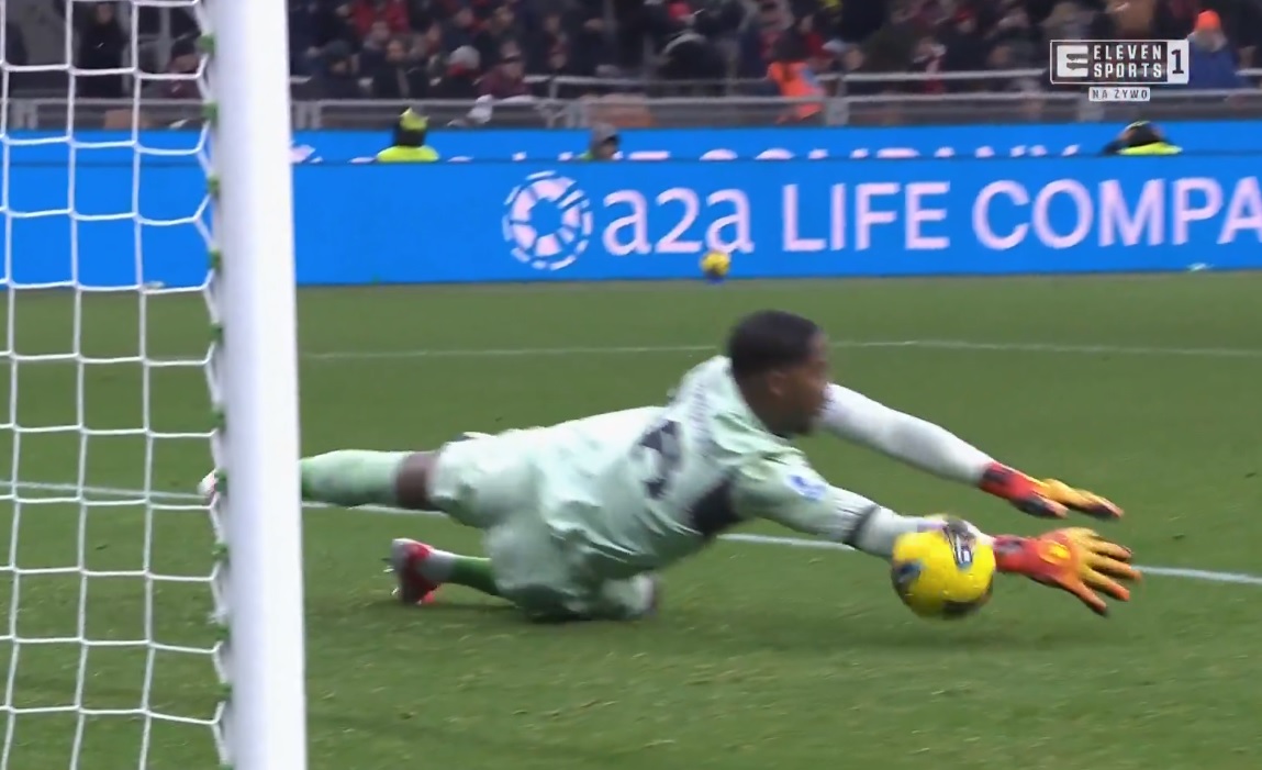 Ale błąd Maignana! Zimny prysznic dla Milanu w Serie A [WIDEO]