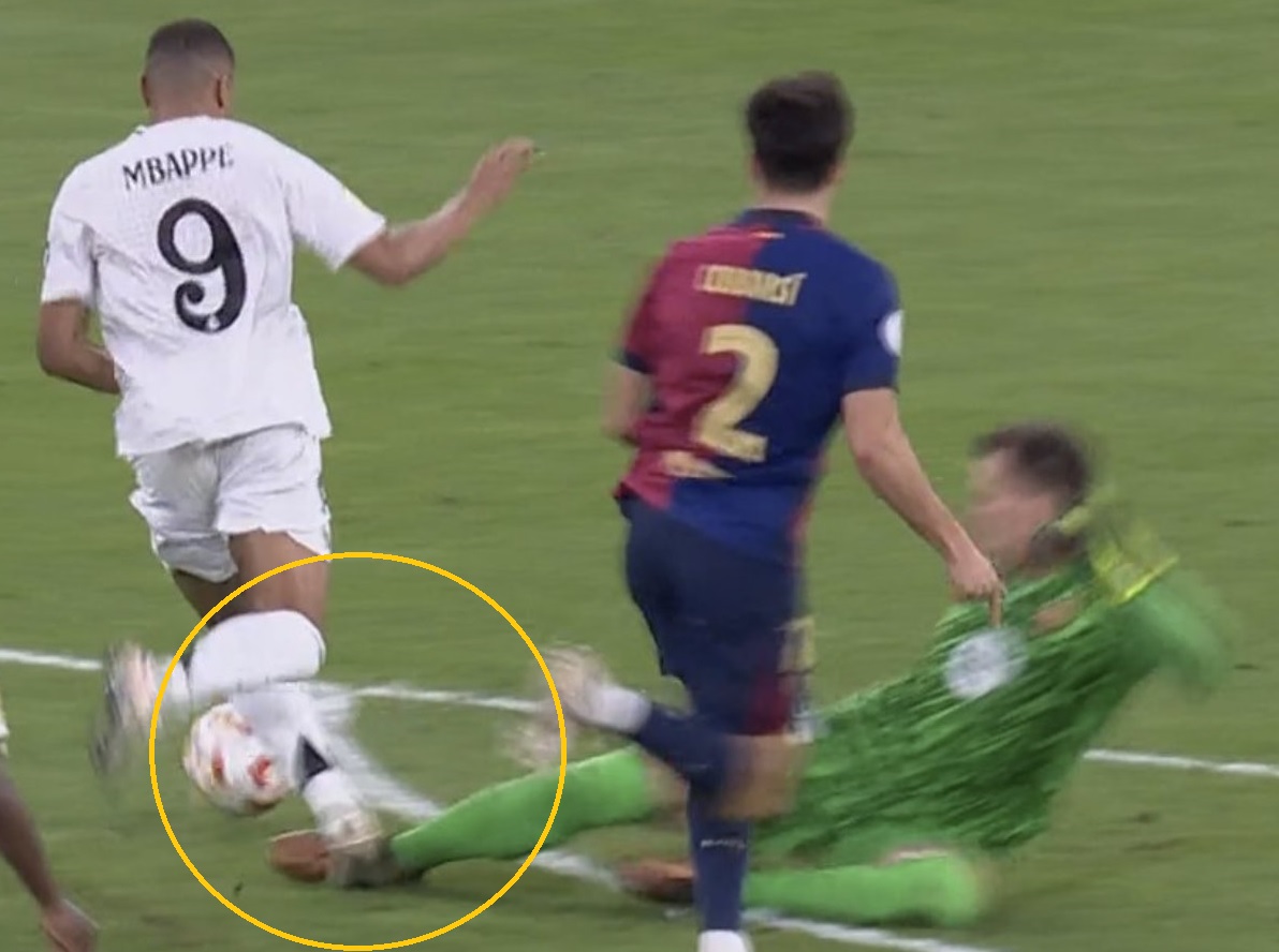 Czerwona kartka dla Szczęsnego! Sceny w El Clasico [WIDEO]