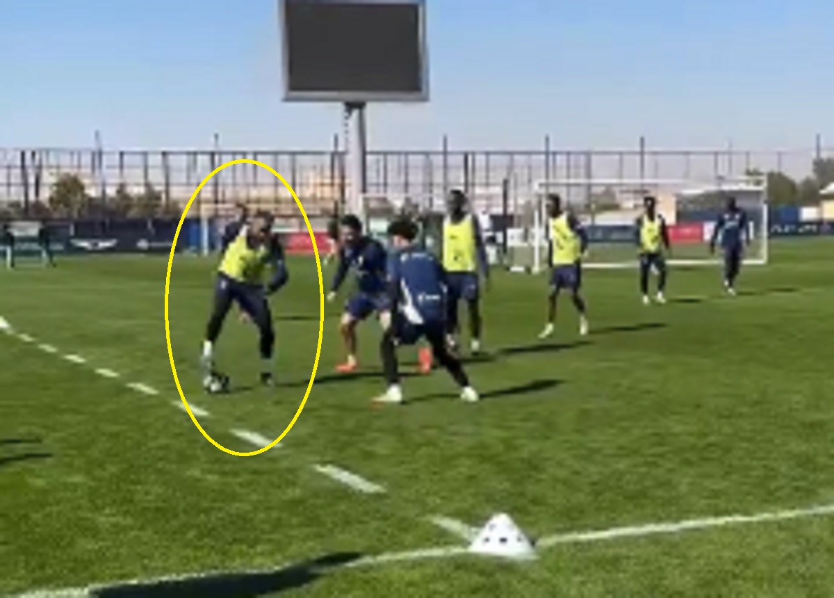 Neymar zabawił się na treningu. Co za popis! [WIDEO]