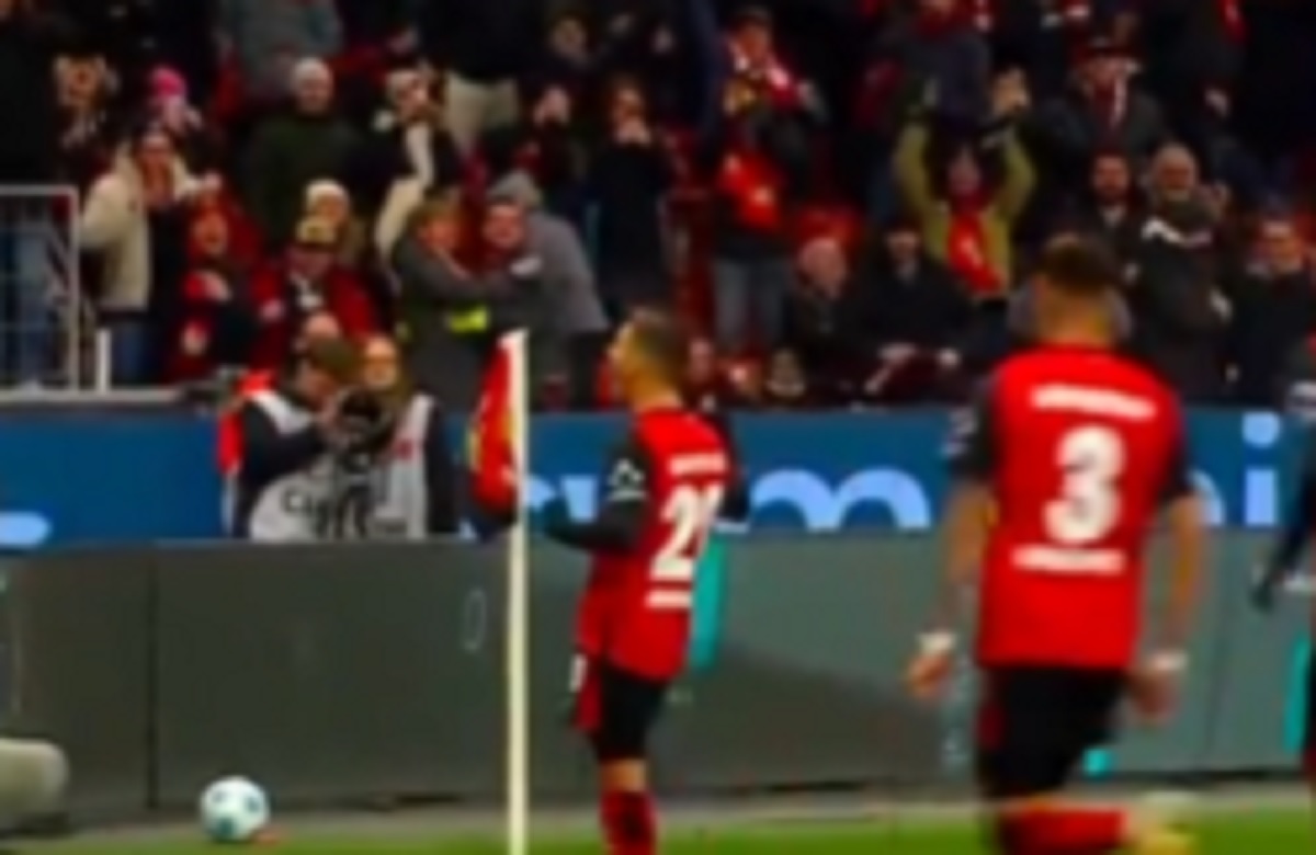 Pełna dominacja Bayeru, lecz wynik skromny. Piłkarze Alonso gonią Bayern [WIDEO]