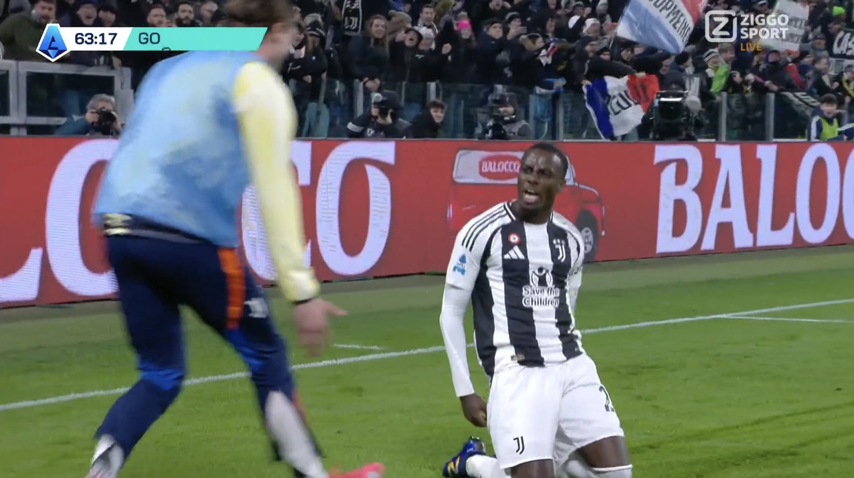 Juventus załatwił sprawę w pięć minut. Milan poległ w Turynie [WIDEO]