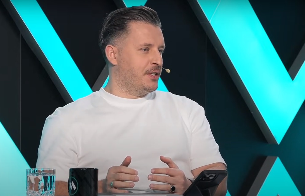 "Kozubal odbiłby się od ligi TOP5". Włodarczyk i Święcicki gorzko o polskiej piłce