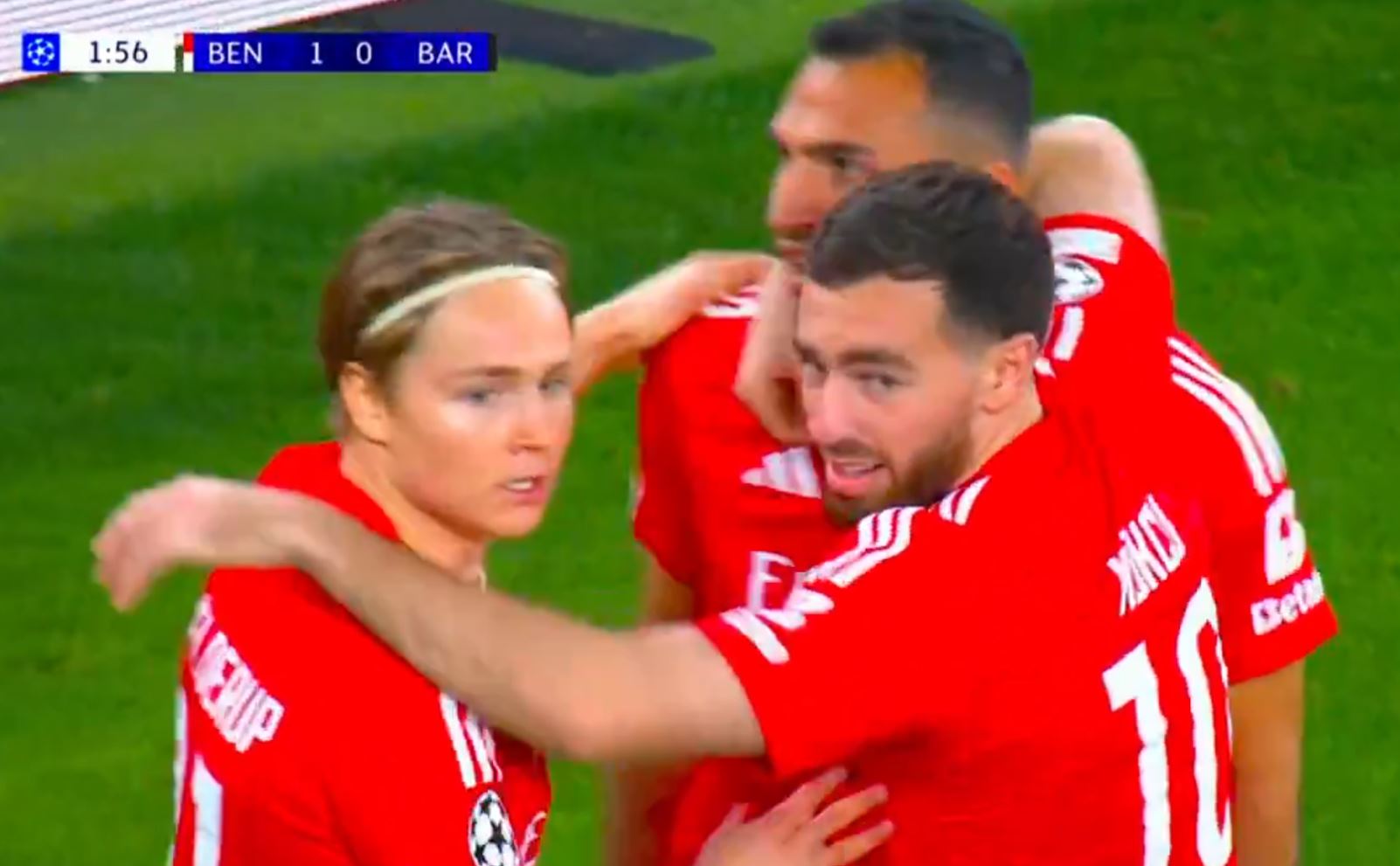 Szczęsny wpuścił gola w 2. minucie! Koszmarny początek Barcelony w LM! [WIDEO]