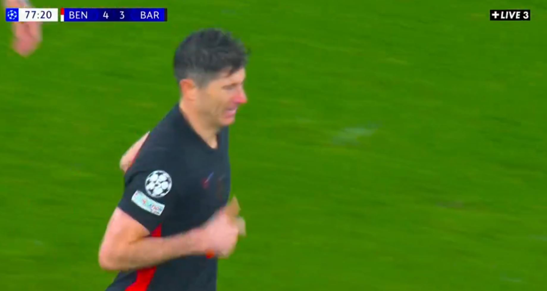 Dublet Lewandowskiego w LM! Polak dał nadzieję FC Barcelonie [WIDEO]