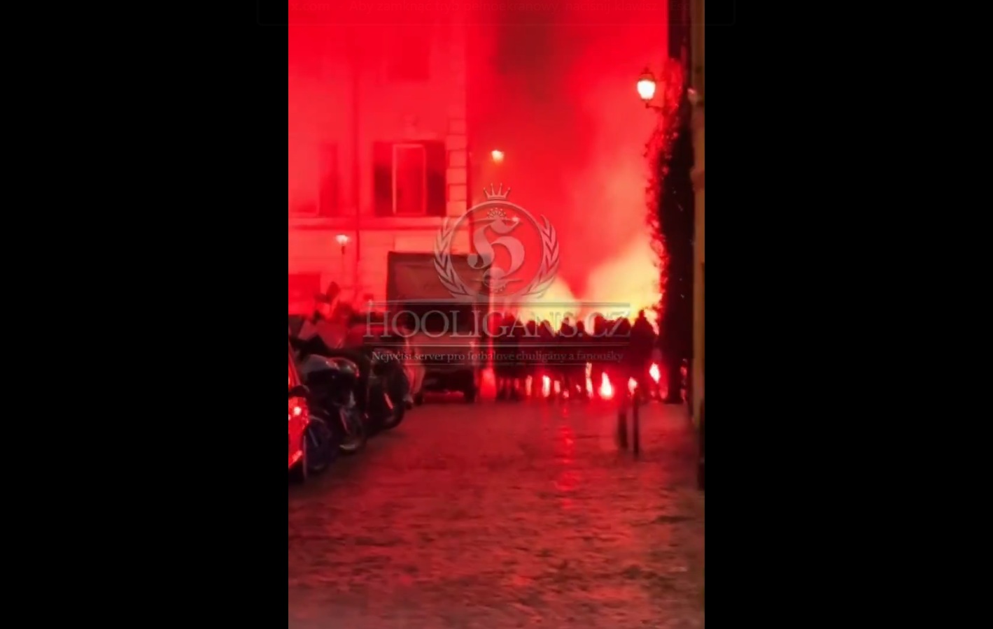 Szok przed hitem LE. Walki na ulicach, są ranni [WIDEO]