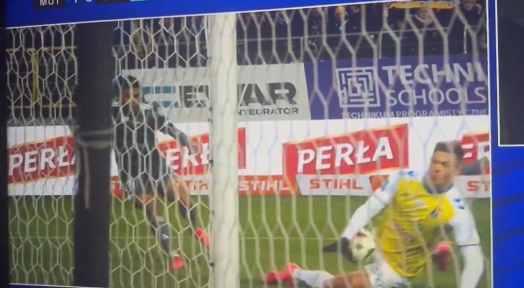 Kontrowersja w Ekstraklasie! Lechia zatrzymała Motor [WIDEO]