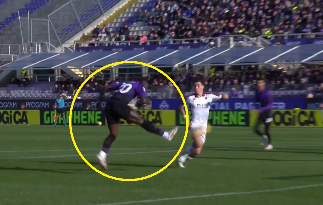 Kung-Fu bramka w Serie A! Można oglądać bez końca [WIDEO]