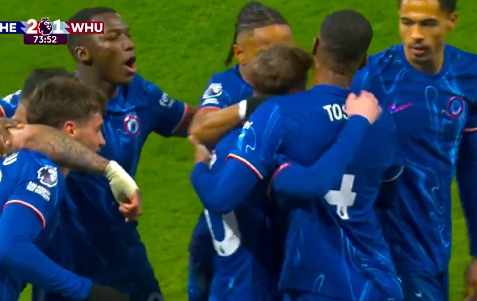 Chelsea obroniła Stamford Bridge! Wielki powrót, pech rywala [WIDEO]