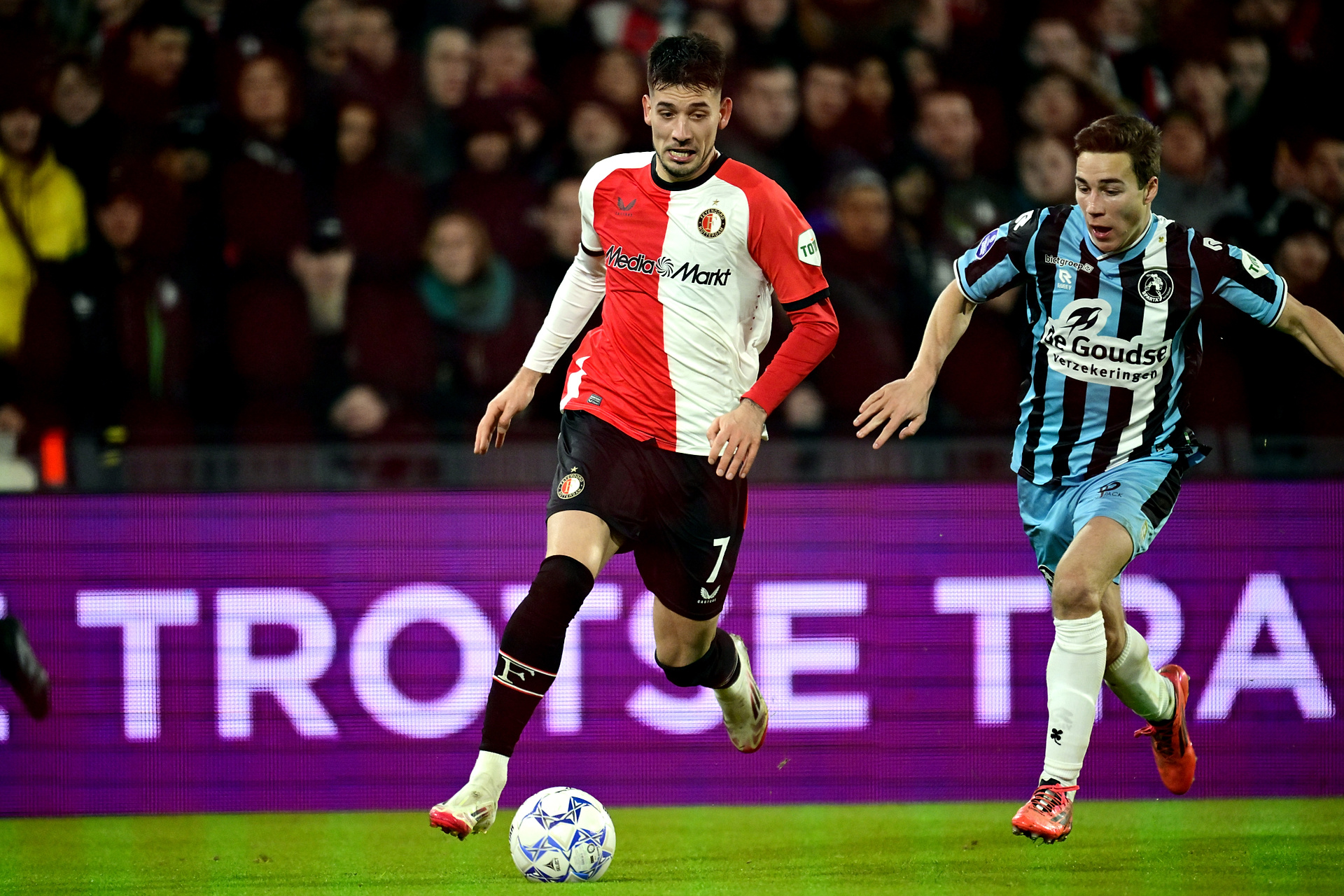 Składy na mecz Feyenoord - AC Milan. Moder debiutuje w Lidze Mistrzów!