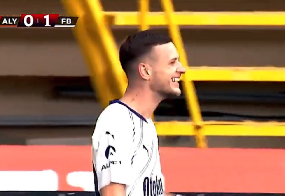 Sebastian Szymański przeszedł do historii Fenerbahce. Wyjątkowy gol Polaka [WIDEO]