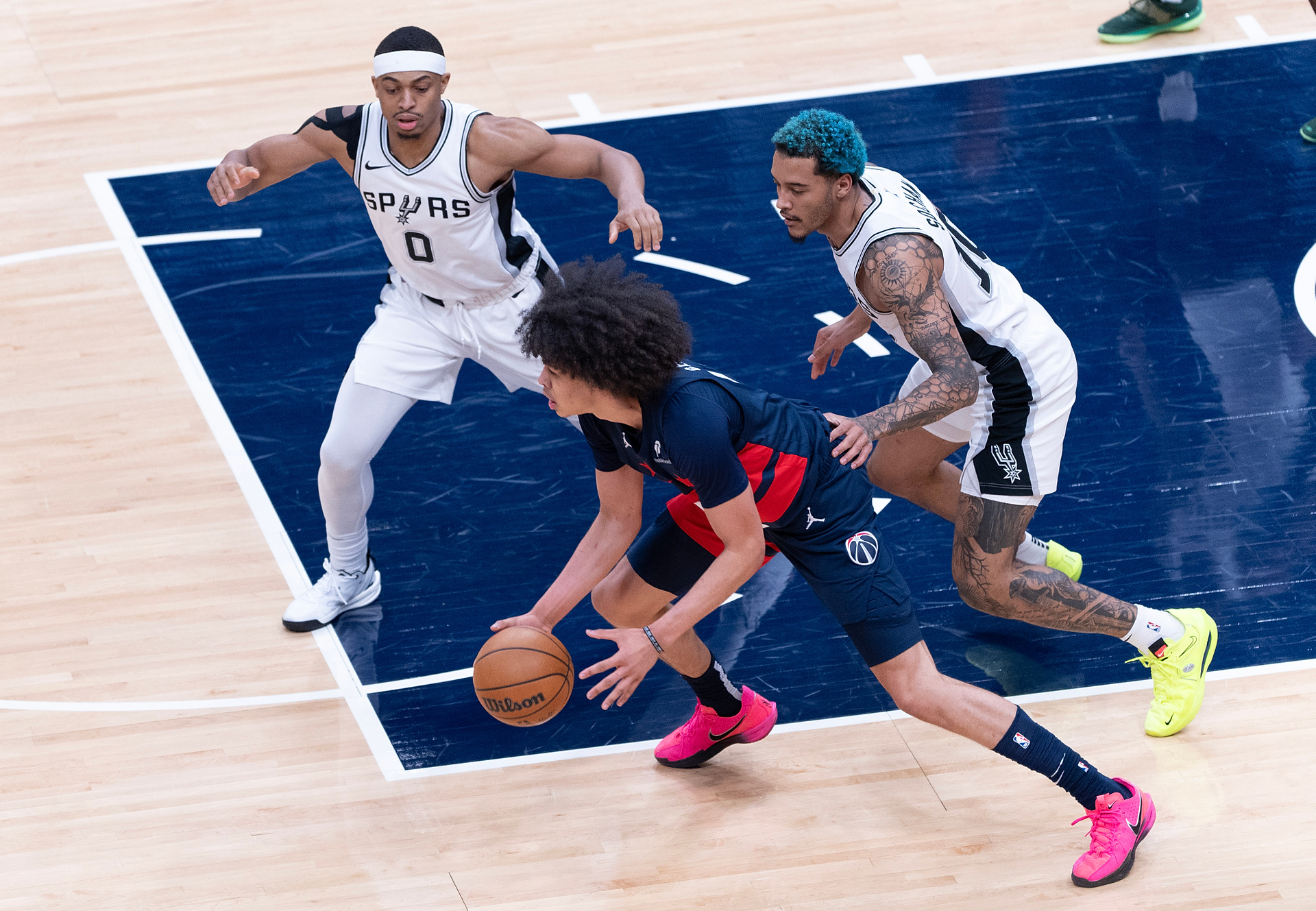 Dobry występ Sochana. Kolejne zwycięstwo San Antonio Spurs [WIDEO]