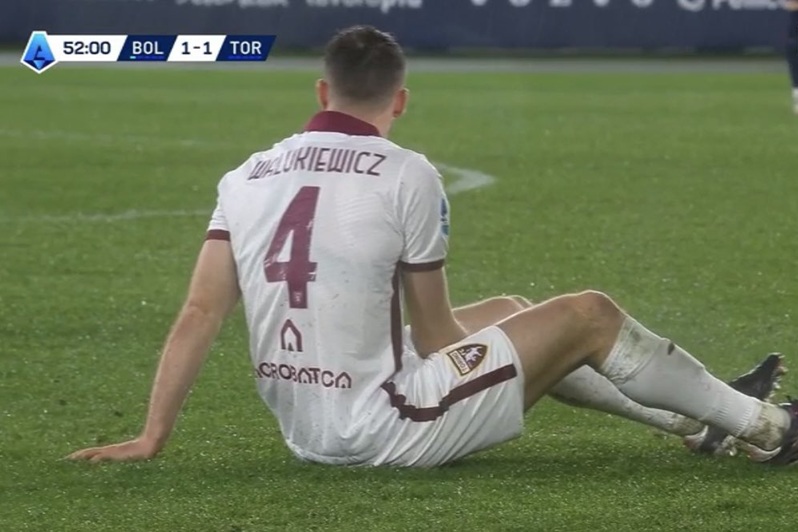 Kontuzja Polaka w Serie A. Trener przekazał szczegóły