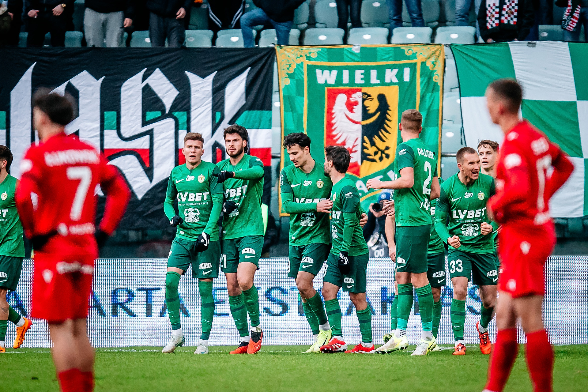 Śląsk Wrocław - Pogoń Szczecin gdzie oglądać? Stream online i transmisja na żywo w TV (07.03.2025)