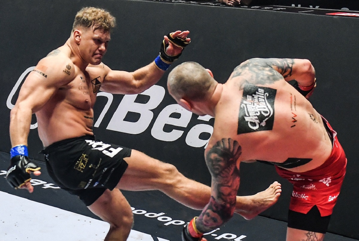 Wielki hit na horyzoncie? Gwiazdor Fame MMA chce walki dwóch na jednego