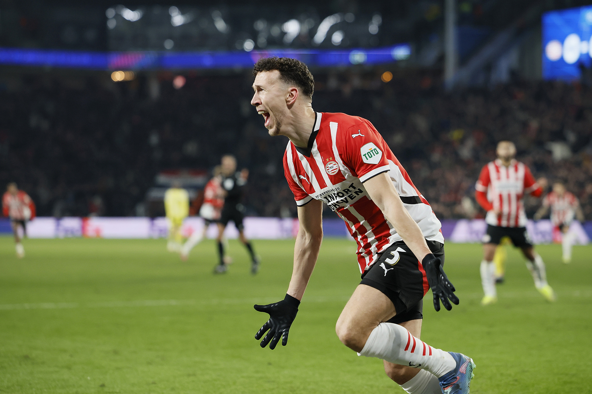 Blamaż Juventusu! PSV wyrzuciło "Starą Damę" [WIDEO]