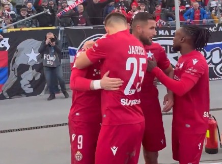 Wisła Kraków wysłała mocny sygnał. To święto miało jednego Króla. "Piłkarz na TOP Ekstraklasy"