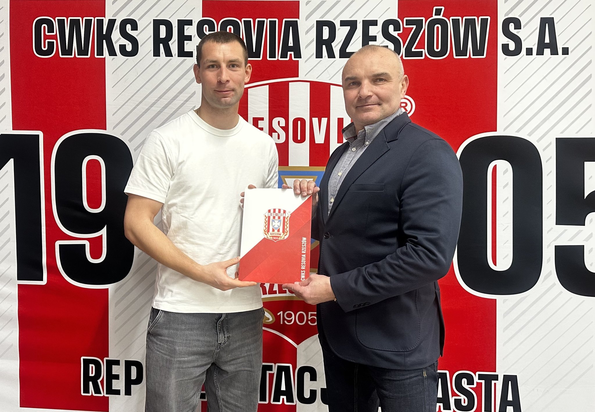 Transfer w ostatnim dniu okienka. Niecodzienne kulisy