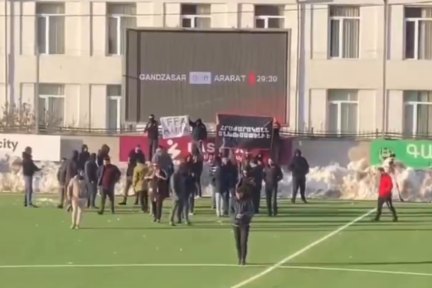Mocny protest kibiców. Nie cofnęli się przed niczym [WIDEO]