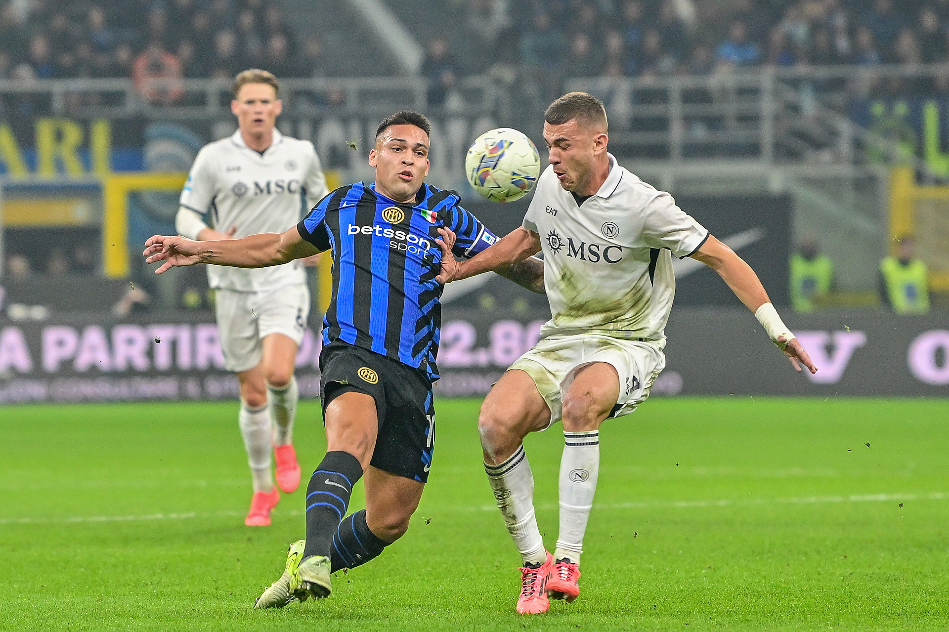 Nieoczywisty bohater Napoli! Inter nadal liderem [RELACJA]