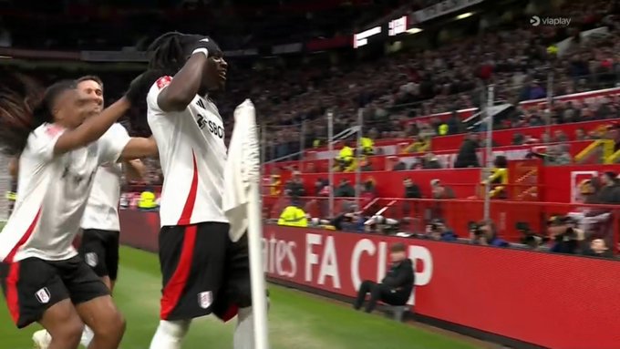 Manchester United odpadł z FA Cup! Decydowały karne [WIDEO]