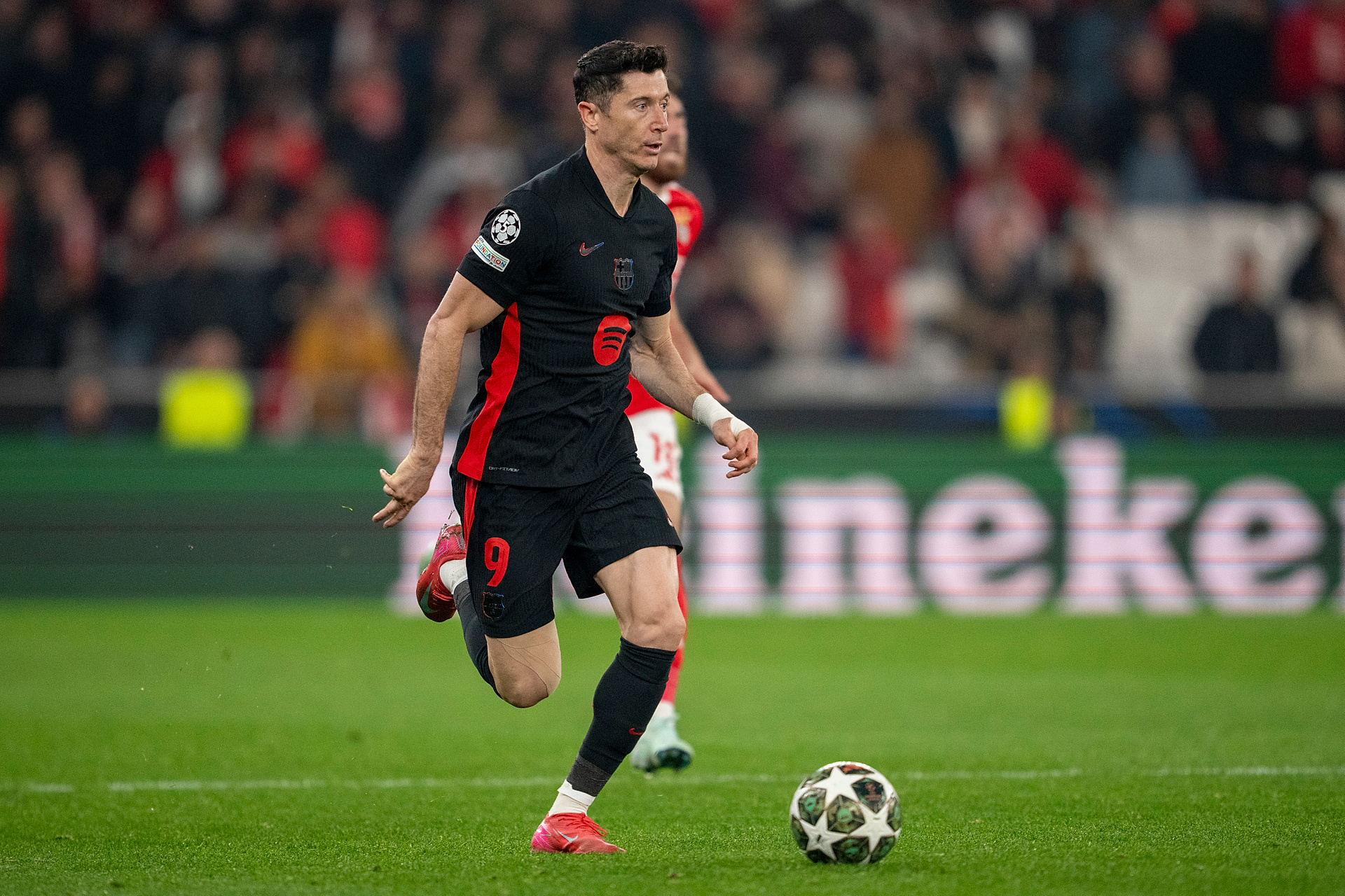 Przyszłość Lewandowskiego wyjaśniona. Agent nie pozostawił wątpliwości