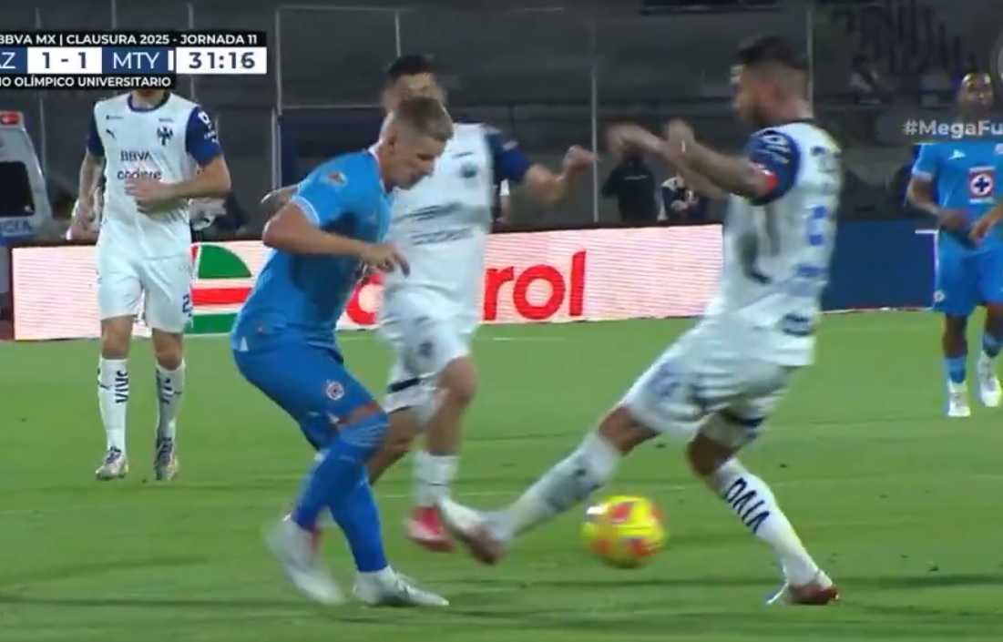 Bogusz zabawił się z Ramosem. Legenda ośmieszona [WIDEO]