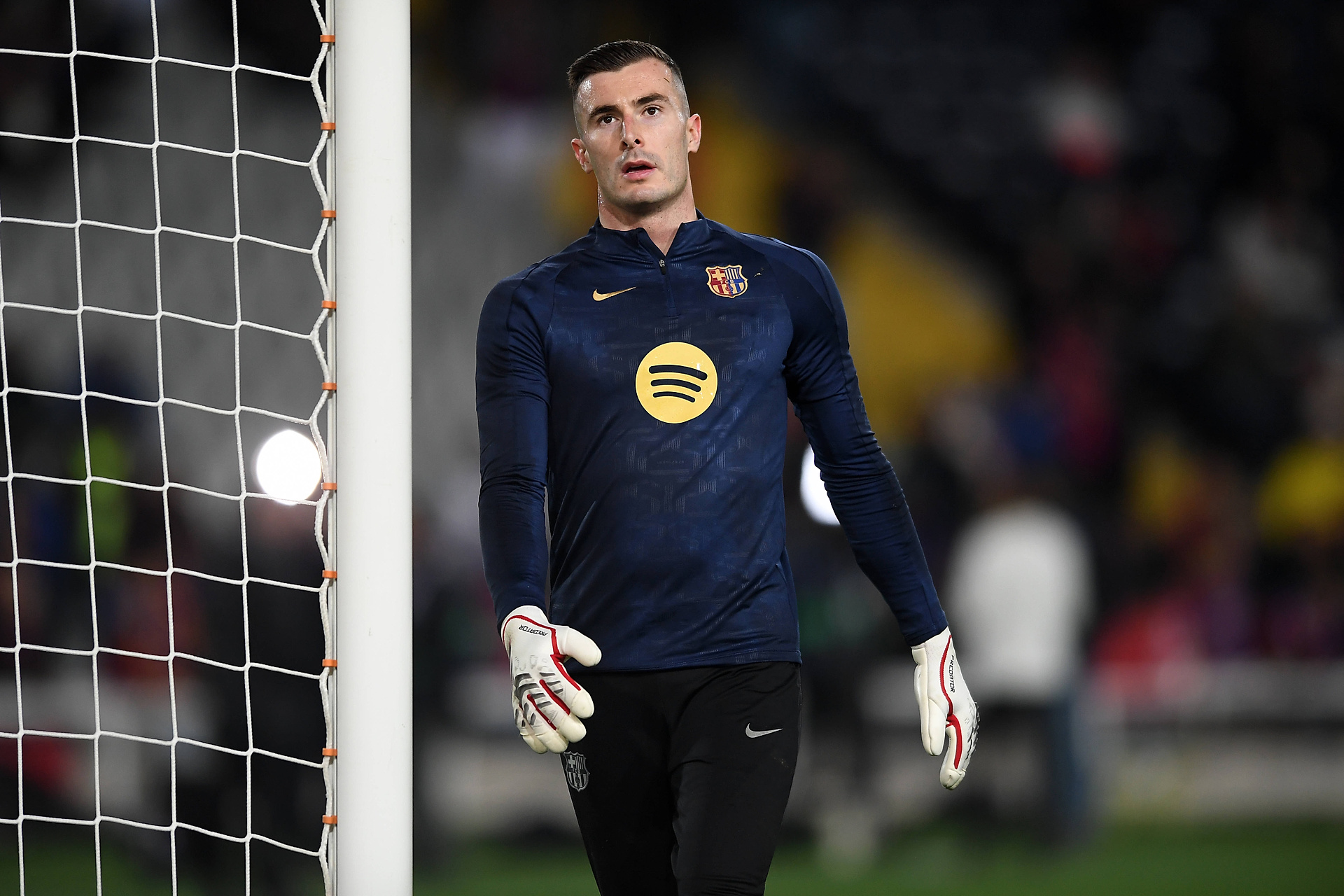 Kolejny klub chętny na Penę. Bramkarz może zostać w La Lidze