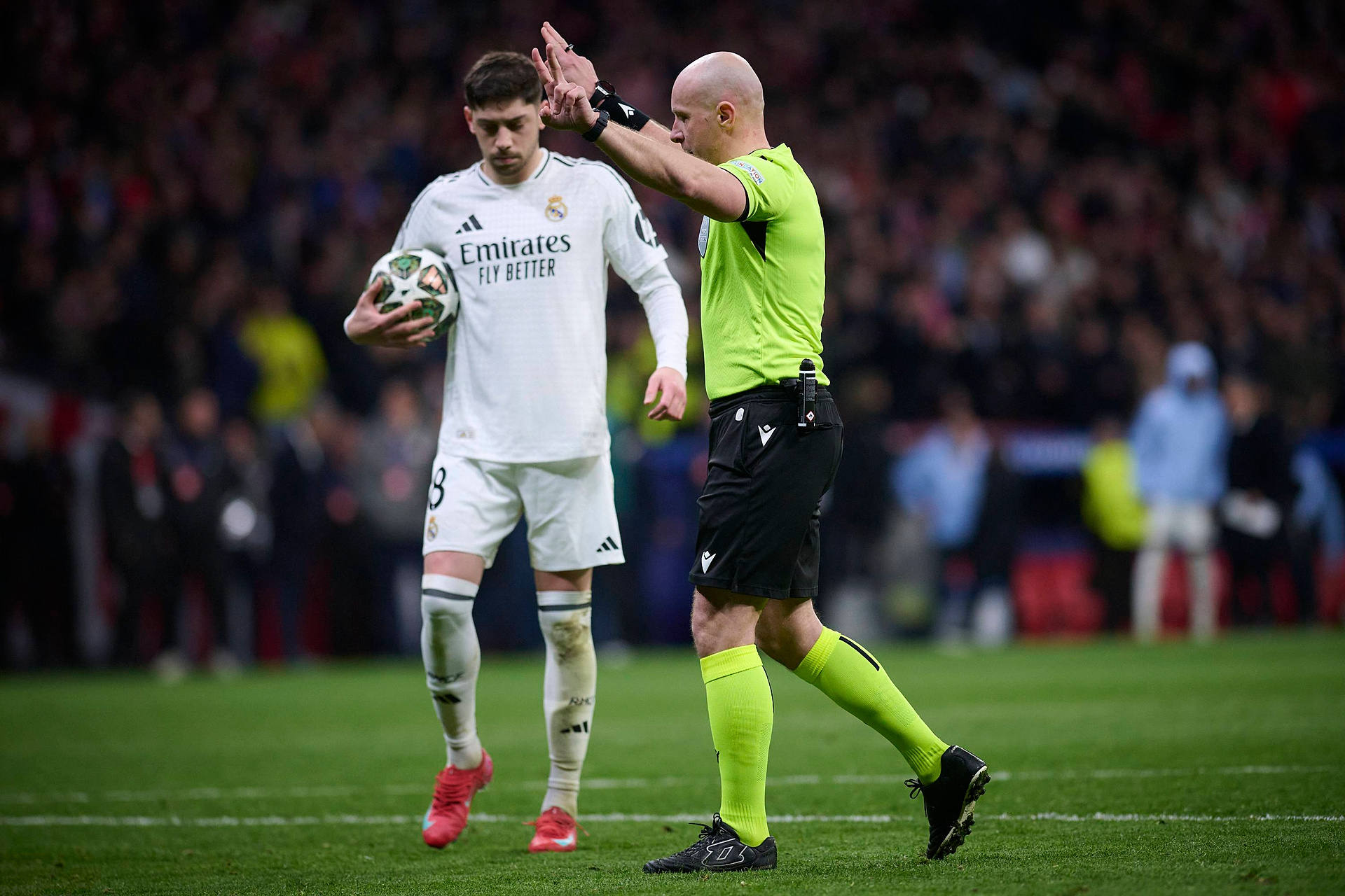 Marciniak nie poprowadzi El Clasico. Jest decyzja ws. obsady sędziowskiej
