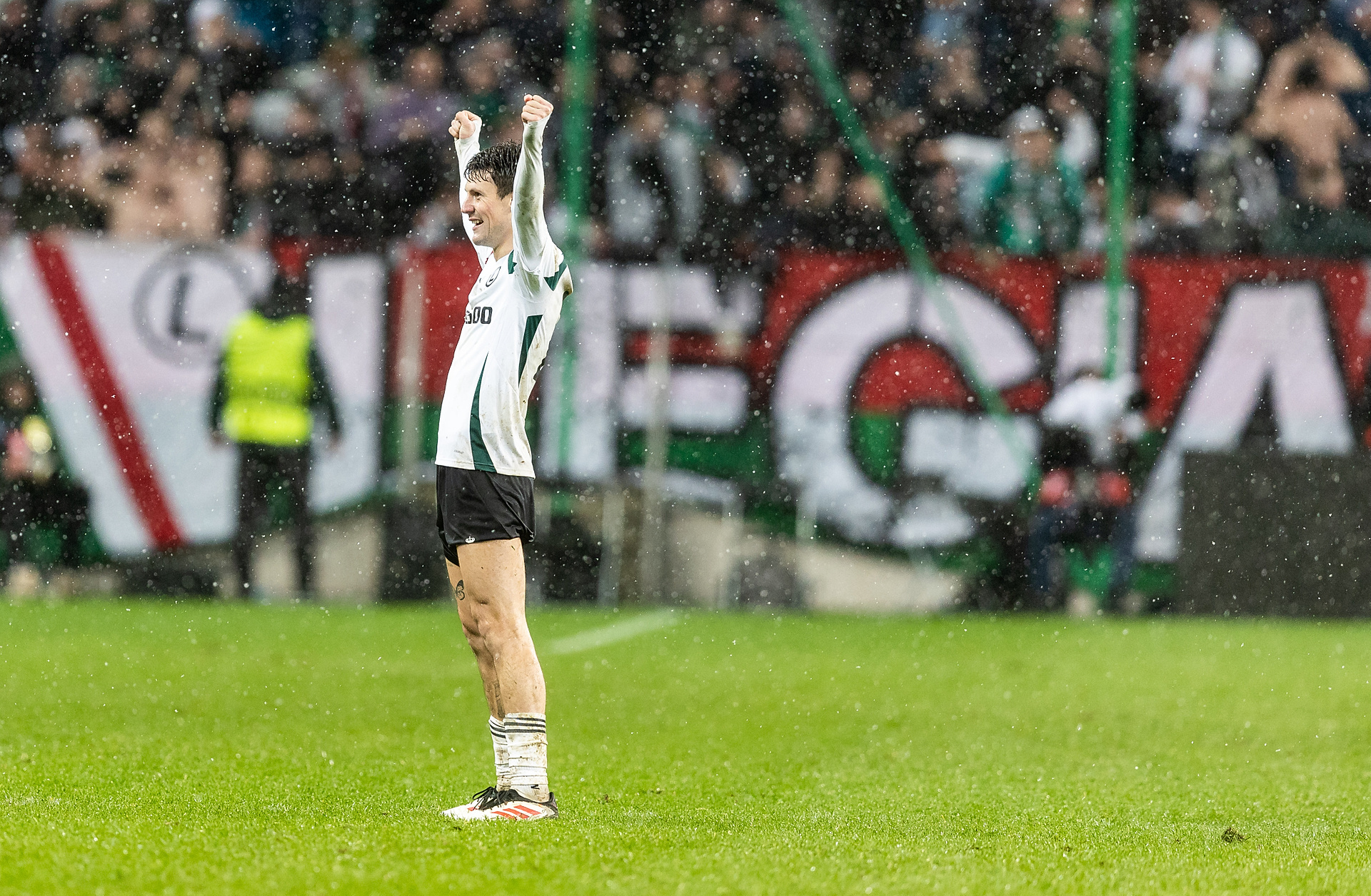Legia Warszawa - Jagiellonia Białystok gdzie oglądać? Transmisja na żywo w TV i stream online (13.04.2025)