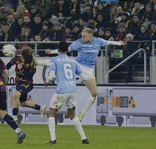 Kompromitacja Cracovii! Kumulacja błędów uszczęśliwiła Pogoń [WIDEO]