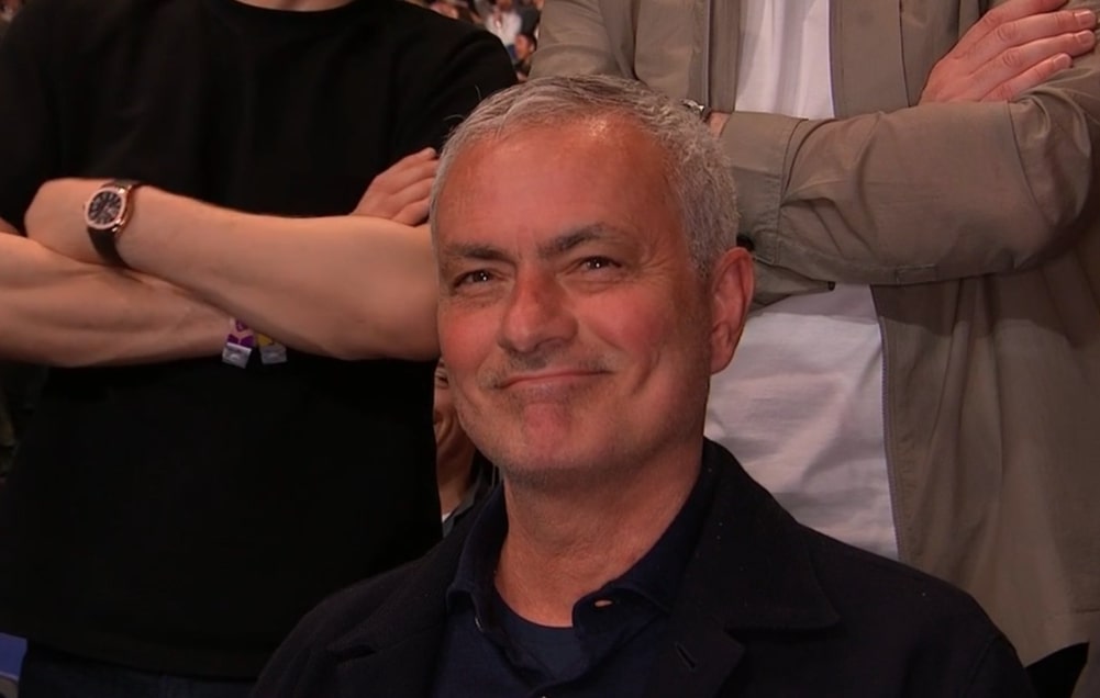 Mourinho przyleciał obejrzeć Polaka. Zaskakująca wizyta [WIDEO]