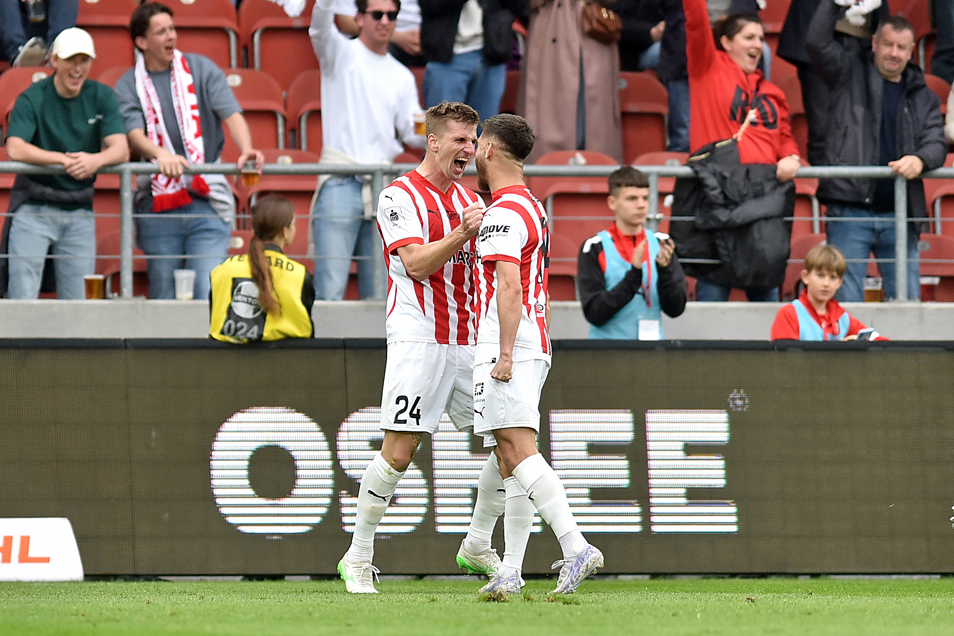Cracovia - Lechia Gdańsk gdzie oglądać? Stream online i transmisja na żywo w TV z Ekstraklasy (04.05.2025)