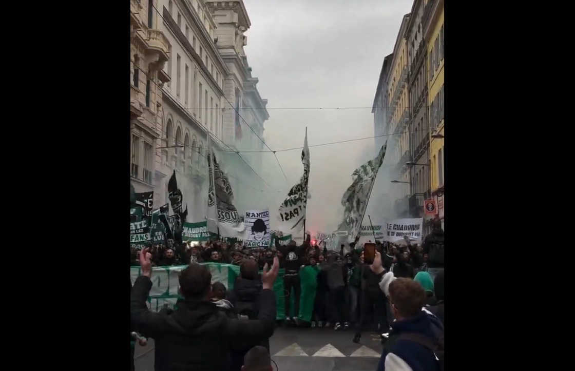 Wielki protest we Francji. Tysiące kibiców wyszły na ulice [WIDEO]
