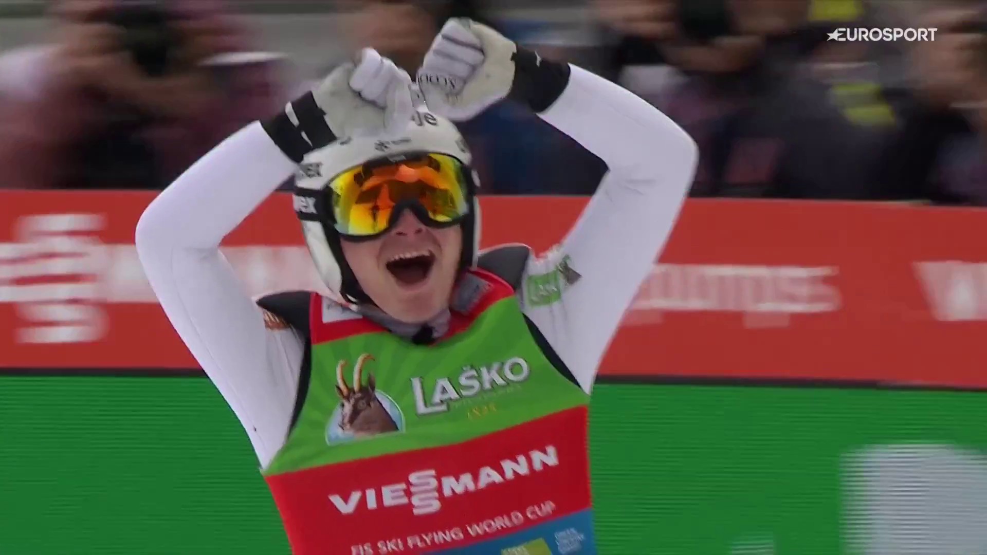 Rekord świata w skokach! Prevc zrobił coś niemożliwego! [WIDEO]